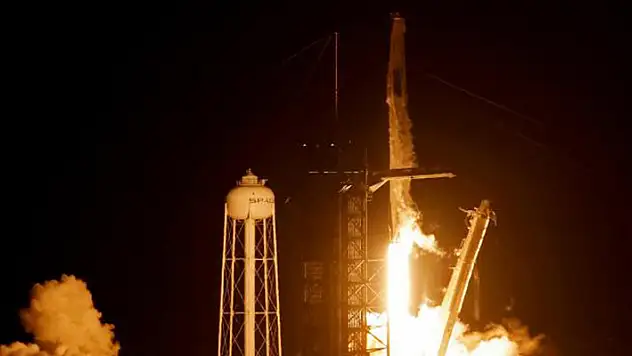SpaceX uzaya 52 Starlink uydusu daha gönderdi