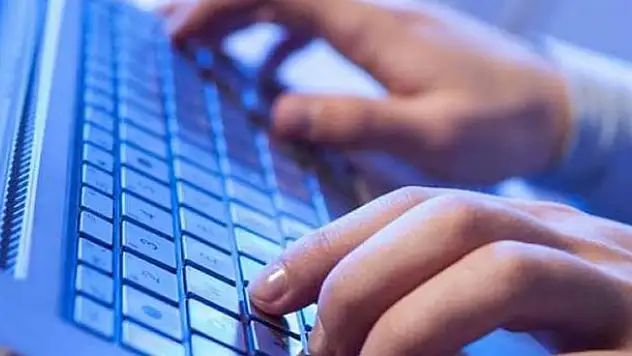 SPK'dan 17 internet sitesi için flaş karar!