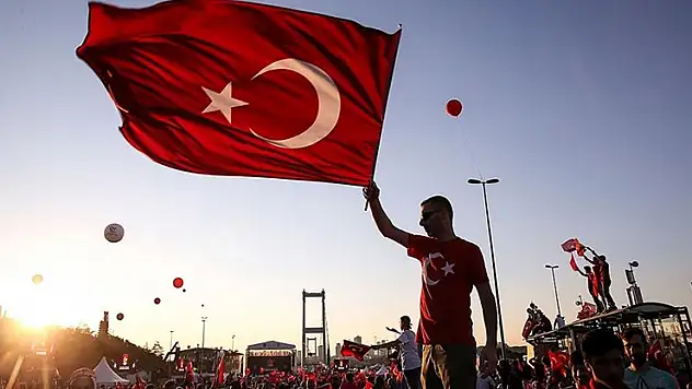 Spor camiasından, '15 Temmuz Demokrasi ve Milli Birlik Günü' mesajı