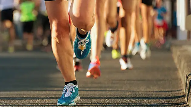 Spor lisesi mezunlarına 'birinci kademe antrenörlük' belgesi geliyor