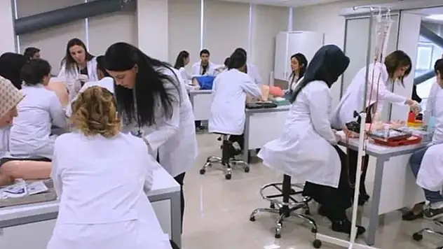 Staj sigortası, annelere emeklilik kapısı açıyor
