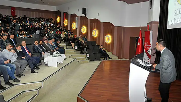 SÜ'de 'İki Komutan Bir Vatan' belgeselinin gösterimi yapıldı