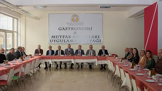 SÜ Gastronomi ve Mutfak Sanatları Uygulama Mutfağı tanıtıldı