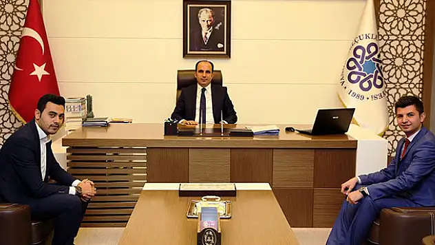 SÜ Öğrenci Konseyi'nden Başkan Altay'a ziyaret