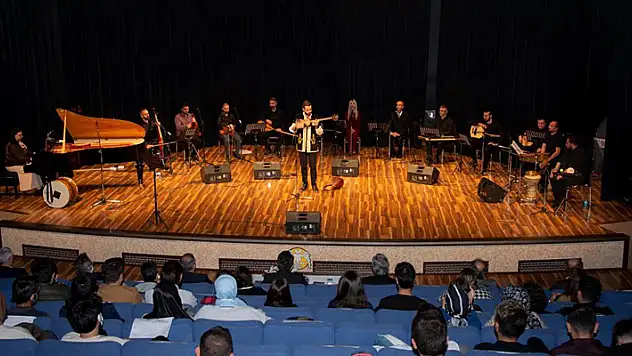 SÜ ve ARÜ iş birliğinde Türk Müziği Konseri
