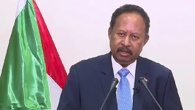Sudan Başbakanı Abdullah Hamduk istifa etti
