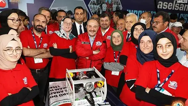 Şükrü Doruk Kız Anadolu İmam Hatip Lisesi takımı, Türkiye birincisi oldu