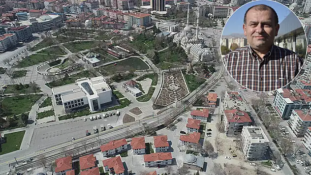 Süleyman Kamil Akın: Konya'da yıkılması gereken 20 bin riskli bina var
