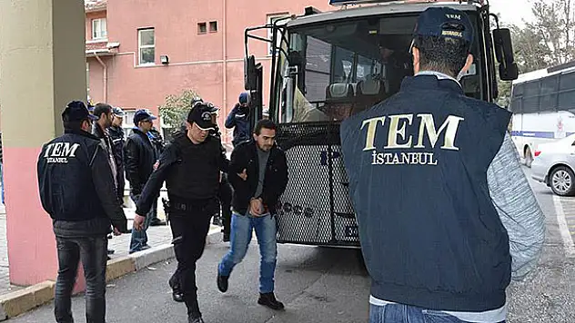 Sultanahmet'teki saldırıya ilişkin 17 şüpheli adliyeye sevk edildi