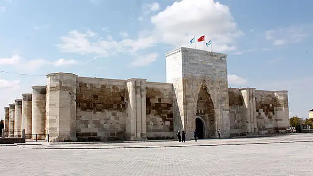 Sultanhanı Kervansarayı için hedef 1 milyon turist