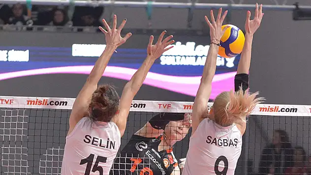 Sultanlar Ligi'nde ilk yarı sona eriyor