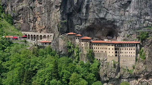Sümela Manastırı'nı 9 ayda 395 bin 994 turist ziyaret etti