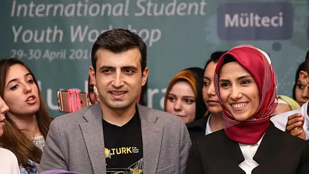 Sümeyye Erdoğan nişanlısı ile yan yana