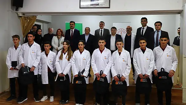 Sunar Un ve Yem tarım laboratuvarı hizmete açıldı