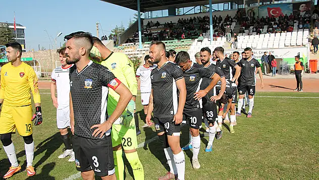 Süper Amatör'de çekişme sürüyor