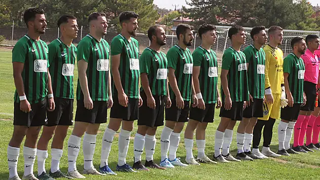 Süper Grup'ta 3 takım 2'de 2 yaptı
