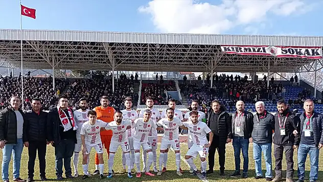 Süper Grup'ta lider değişmedi