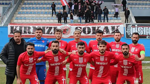 Süper Grup'ta yeni lider Akşehirspor
