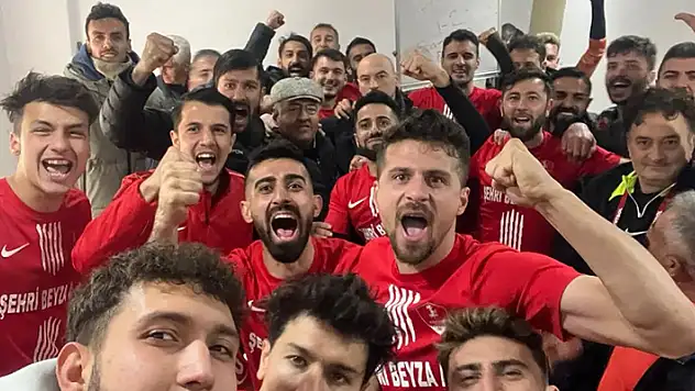 Süper Grup'ta zirve değişmedi