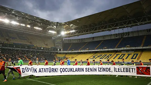 Süper Kupa maçı öncesi kriz! Galatasaray ve Fenerbahçe'den Atatürk duruşu! 
