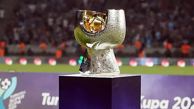 Süper Kupa'nın saati değişti!

