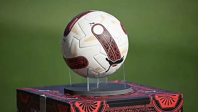 Süper Lig'de 24. hafta heyecanı, yarın yapılacak maçlarla başlayacak
