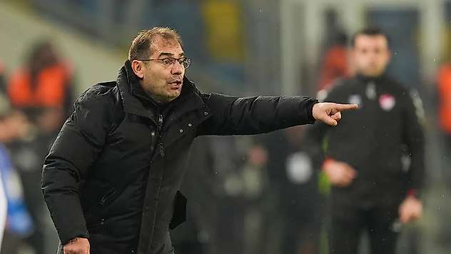Süper Lig'de bir ayrılık daha! Teknik kıyım sürüyor