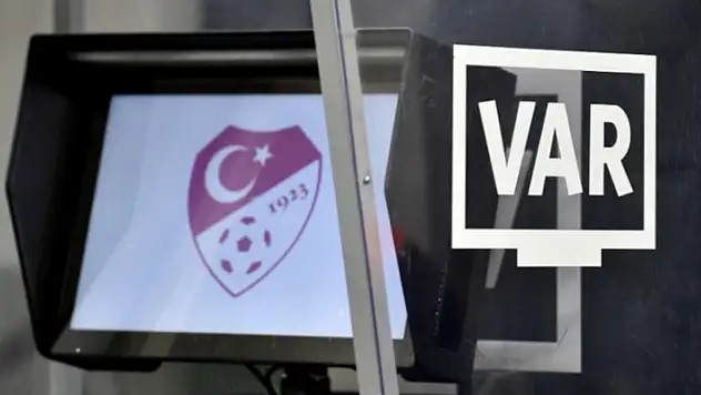 Süper Lig'de yabancı Video Yardımcı Hakemi (VAR) uygulaması başlayacak
