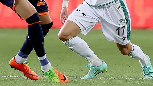 Süper Lig'in 21. haftasından ertelenen Başakşehir-Konyaspor maçı yarın oynanacak
