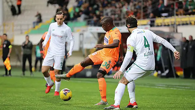 Süper Lig'in ilk yarı verileri açıklandı