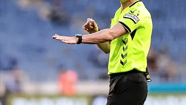 Süper Lig'de 10. hafta maçlarını yönetecek hakemler açıklandı