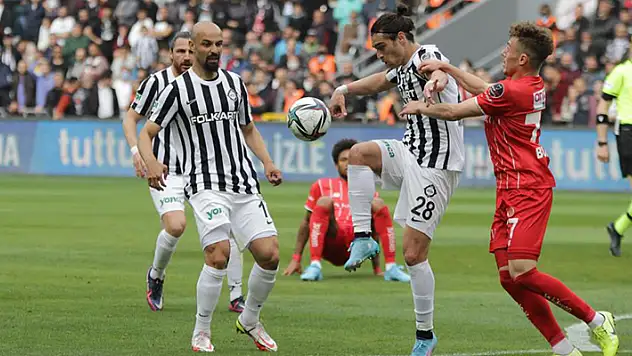 Süper Lig'de ateş hattı netleşiyor
