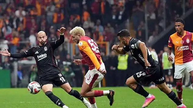 Süper Lig'de dev derbi! Nefesler tutuldu