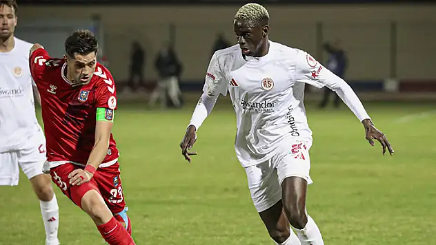 Süper Lig'de ilk yarı sona eriyor