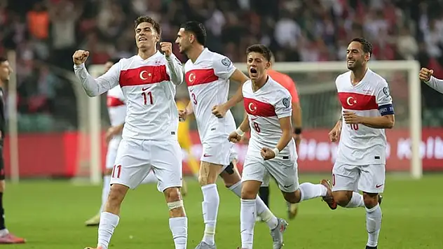Süper Lig'e ara! Futbolda milli heyecan