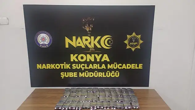 Şüphe üzerine durdurulan kişinin üzerinden 2 bin 703 adet uyuşturucu hap çıktı
