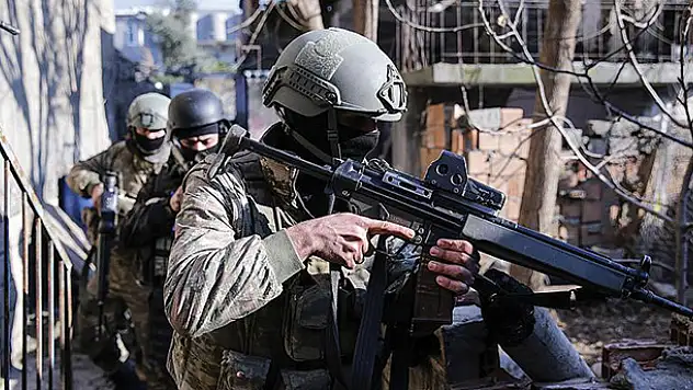 Sur'da terör saldırısı: 5 şehit