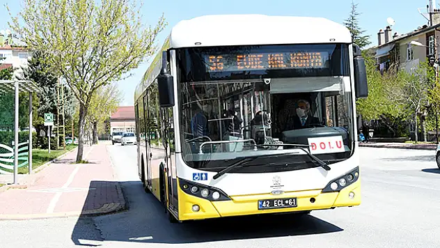 Süre uzatıldı! Konya'da sağlıkçılar ücretsiz ulaşım ve otopark hizmetinden yararlanmaya devam edecek
