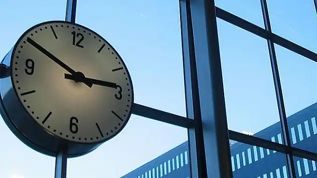 Sürekli yaz saati uygulamasında yeni karar