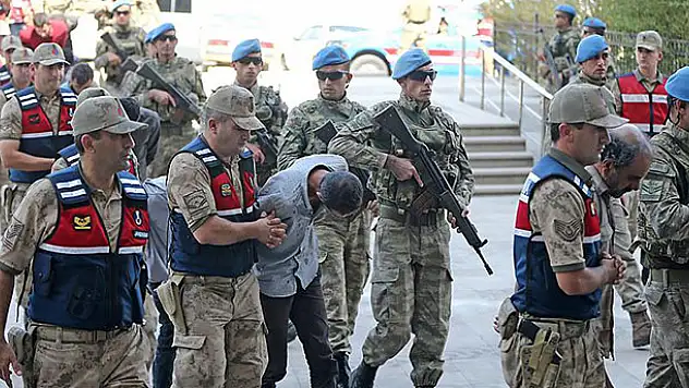 Suriye'de yakalanan 9 YPG/PKK'lı terörist tutuklandı