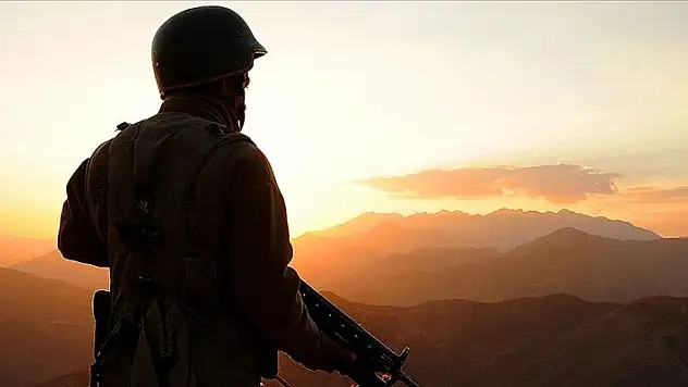 Suriye'nin kuzeyinde 4 PKK/YPG'li terörist etkisiz hale getirildi
