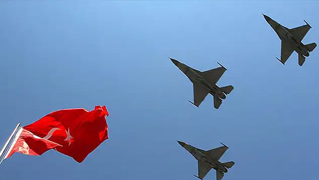 Suriye sınır hattında Türk jetlerine taciz