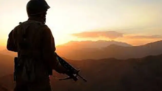 Suriye ve Irak'ın kuzeyinde 15 PKK'lı terörist etkisiz hale getirildi