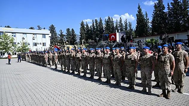 Suriye'de görev yapacak jandarma komandolar dualarla uğurlandı
