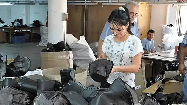 Suriyeli Leyla Öğretmen en çok öğrencilerini özlüyor