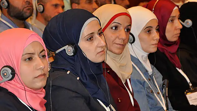Suriyeli öğretmenlere formasyon eğitimi başladı