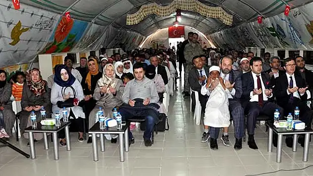 Suriyeliler 'Kutlu Doğum' sevincine ortak oldu