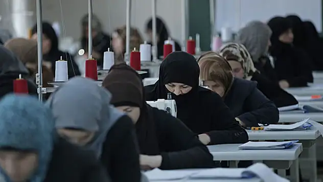 Suriyelilerin ekonomiye aktif katılımı sağlanacak