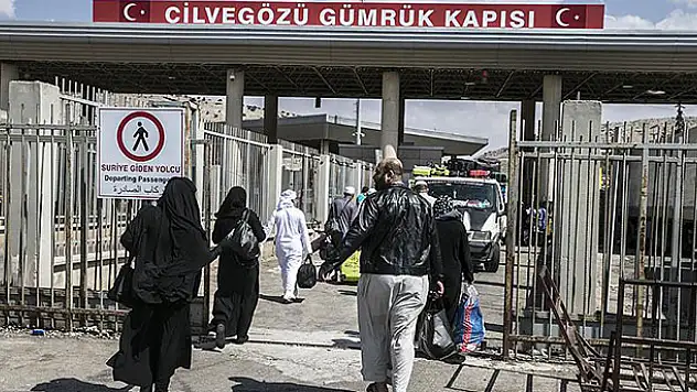 Suriyelilerin ülkelerine dönüşleri sürüyor
