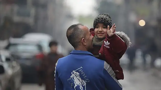 Suriye'nin Halep kentinde terör örgütü YPG/SDG'den kurtarılan mahallelerde hayat normale dönüyor